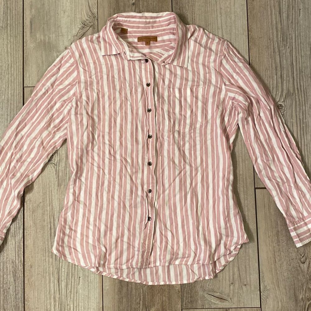 Women’s Medium Jachs Girlfriend Long Sleeve Button Up Pink and White Striped